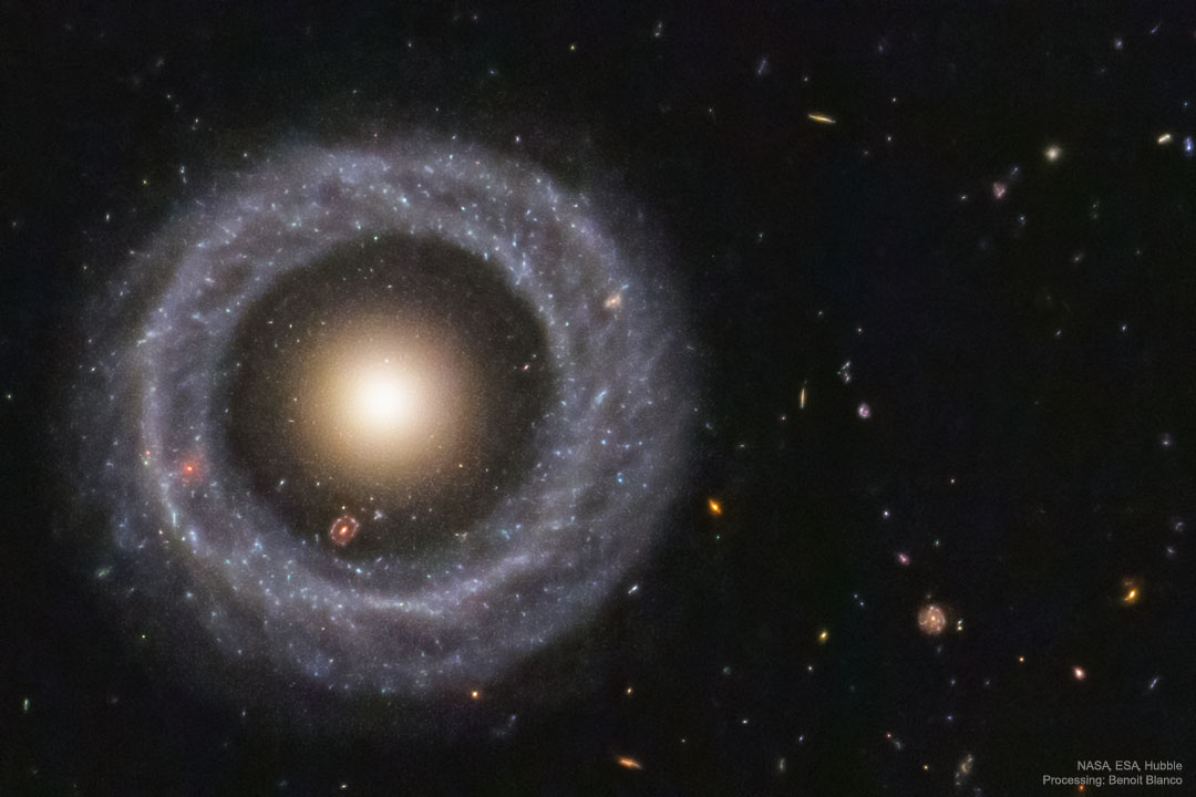 Objeto de Hoag: uma galáxia anelar quase perfeita