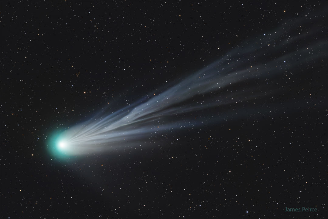 Cauda de íon do cometa Pons-Brooks