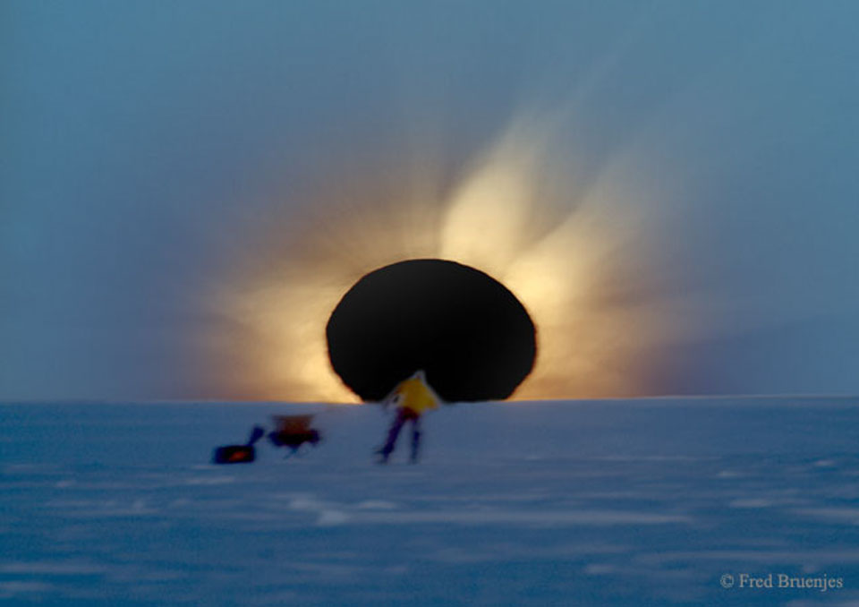 Um Eclipse Total no Fim do Mundo